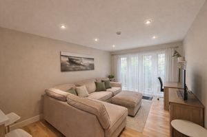 Photo 6- click for photo gallery